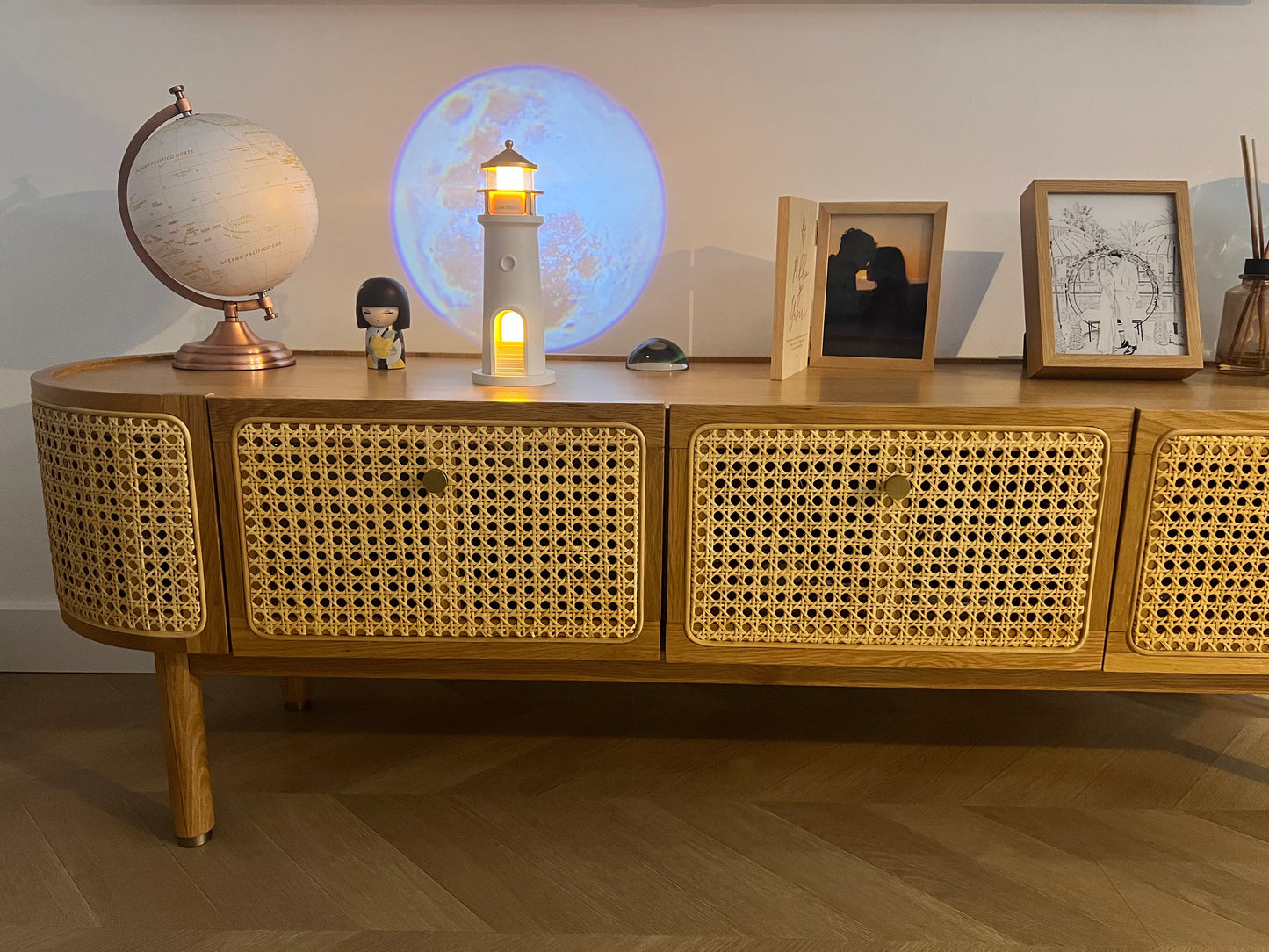 ✨ Proyector de luna + luz ambiental + altavoz Bluetooth